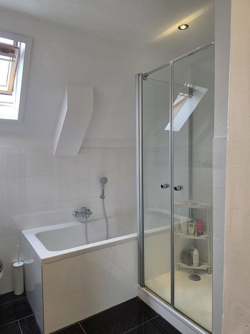 4 bedroom flat to rent, 104 m², Weierstraße 12a, Siegburg, North Rhine-Westphalia 4 bedroom flat to rent, 104 m², Weierstraße 12a, Siegburg, North Rhine-Westphalia