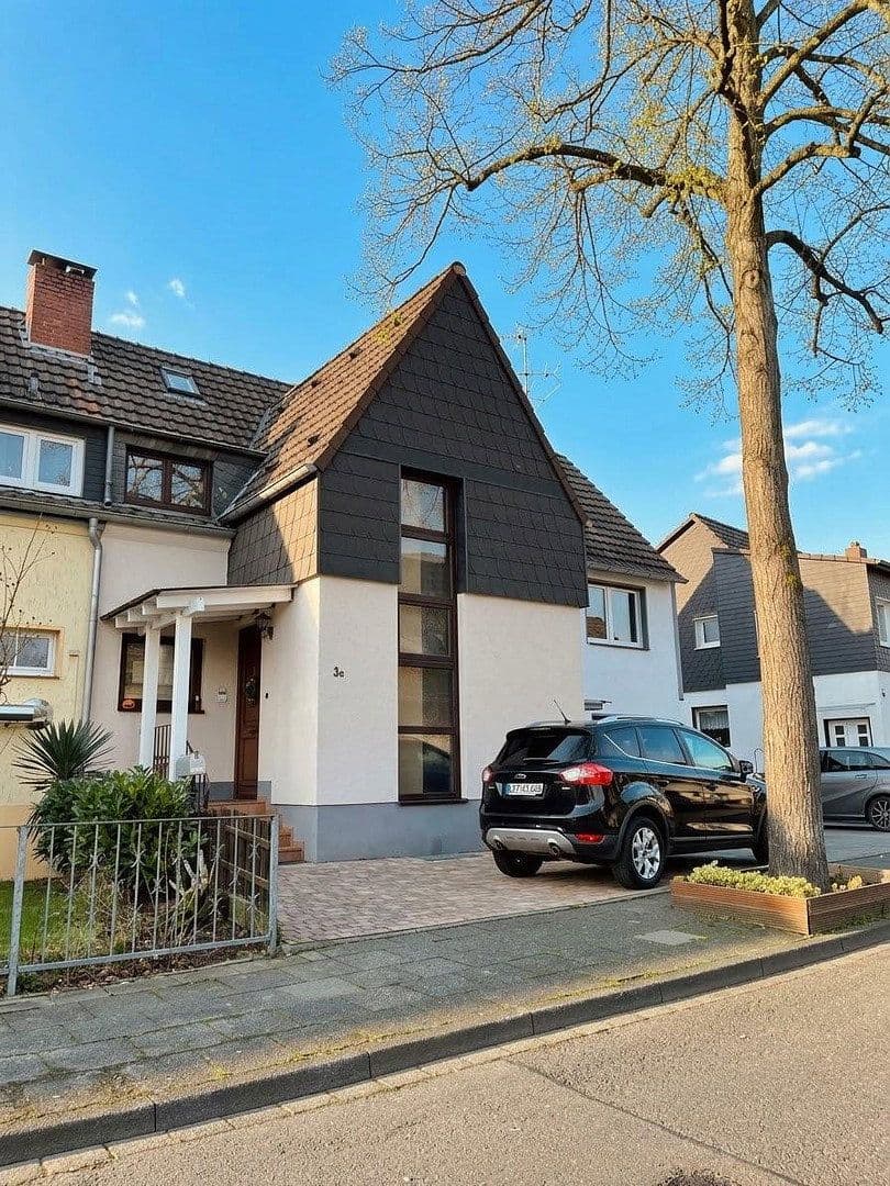 house for sale, 98 m², Lingenfeld 3a, Leverkusen, North Rhine-Westphalia house for sale, 98 m², Lingenfeld 3a, Leverkusen, North Rhine-Westphalia