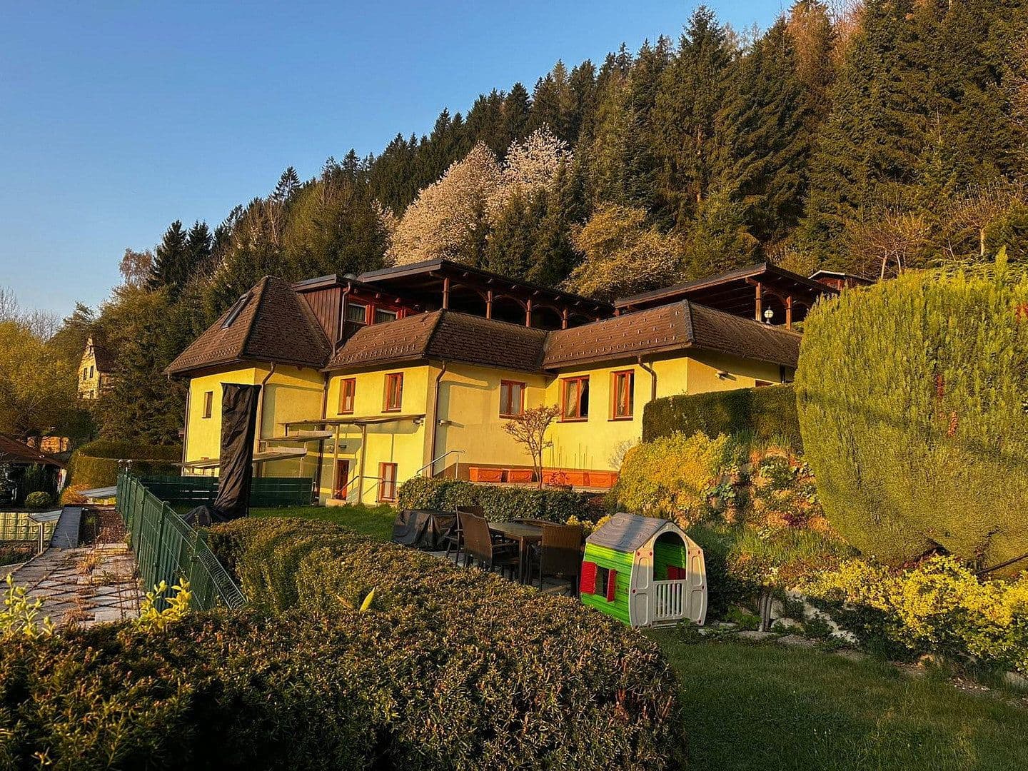 house for sale, 380 m², Kronawettersiedlung 7, Kapfenberg, Styria house for sale, 380 m², Kronawettersiedlung 7, Kapfenberg, Styria