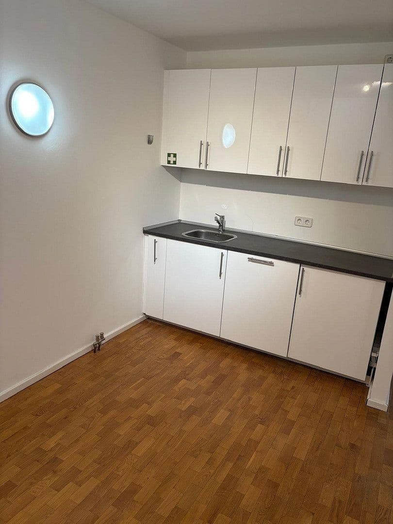 office to rent, 83 m², Schumannstraße 5, Berlin-Mitte, Berlin office to rent, 83 m², Schumannstraße 5, Berlin-Mitte, Berlin