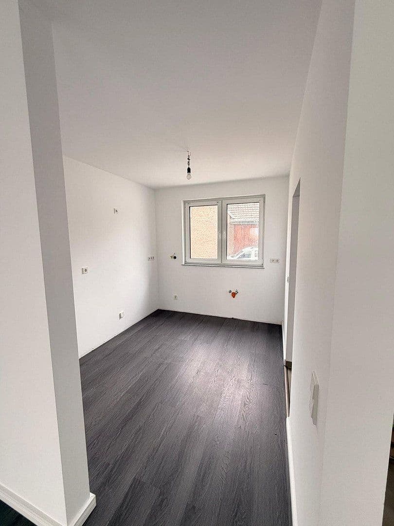 house for sale, 155 m², Römerstr. 41, Rommerskirchen, North Rhine-Westphalia house for sale, 155 m², Römerstr. 41, Rommerskirchen, North Rhine-Westphalia
