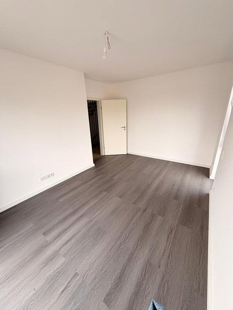 house for sale, 155 m², Römerstr. 41, Rommerskirchen, North Rhine-Westphalia house for sale, 155 m², Römerstr. 41, Rommerskirchen, North Rhine-Westphalia