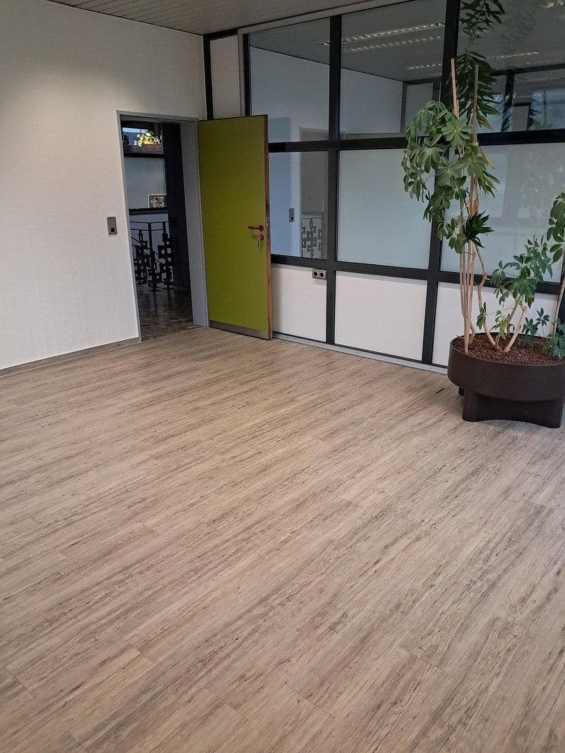 office to rent, 320 m², Bühlinger Strassse 56, Neustadt (Wied), Rhineland-Palatinate office to rent, 320 m², Bühlinger Strassse 56, Neustadt (Wied), Rhineland-Palatinate