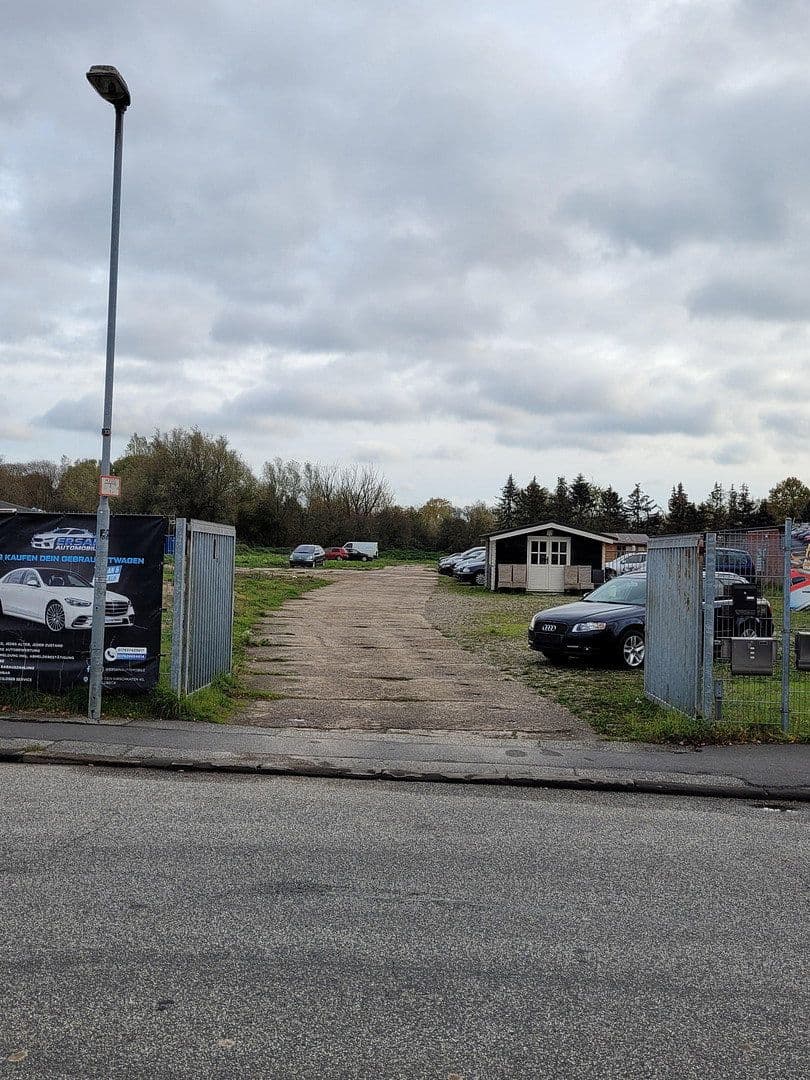 plot to rent, 4,000 m², Hinter den Kirschkaten 45, Lübeck, Schleswig-Holstein plot to rent, 4,000 m², Hinter den Kirschkaten 45, Lübeck, Schleswig-Holstein