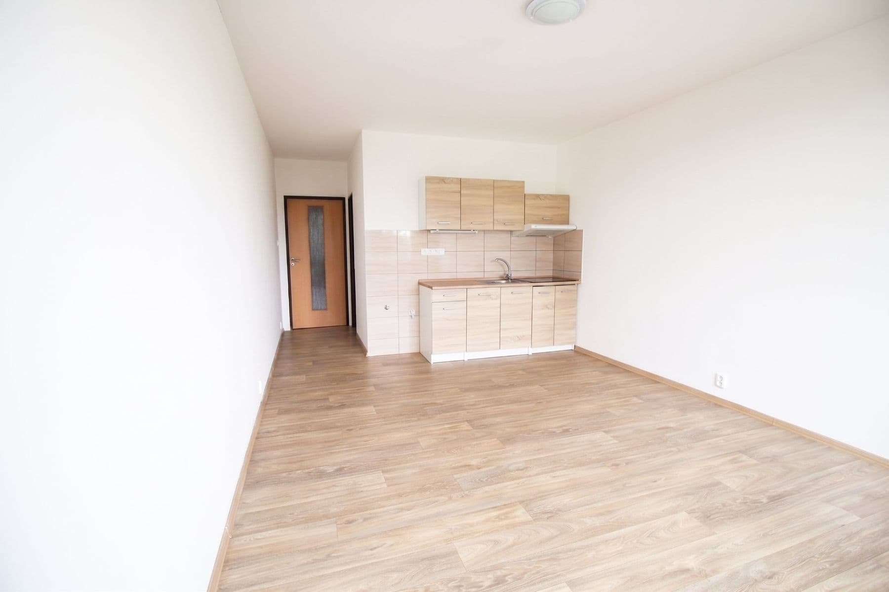 Studio flat to rent, 31 m², Jana Drdy, Příbram, Středočeský Region Studio flat to rent, 31 m², Jana Drdy, Příbram, Středočeský Region