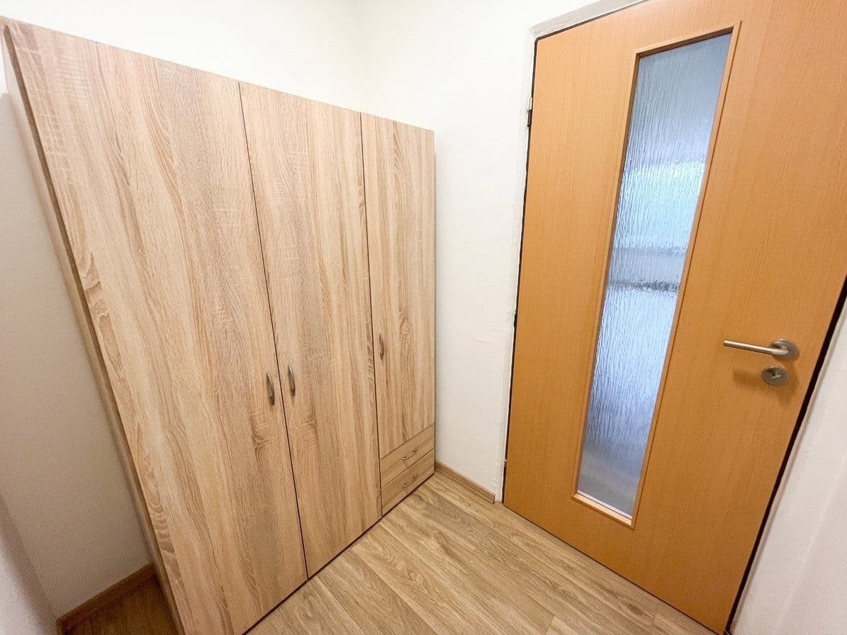 Studio flat to rent, 31 m², Jana Drdy, Příbram, Středočeský Region Studio flat to rent, 31 m², Jana Drdy, Příbram, Středočeský Region