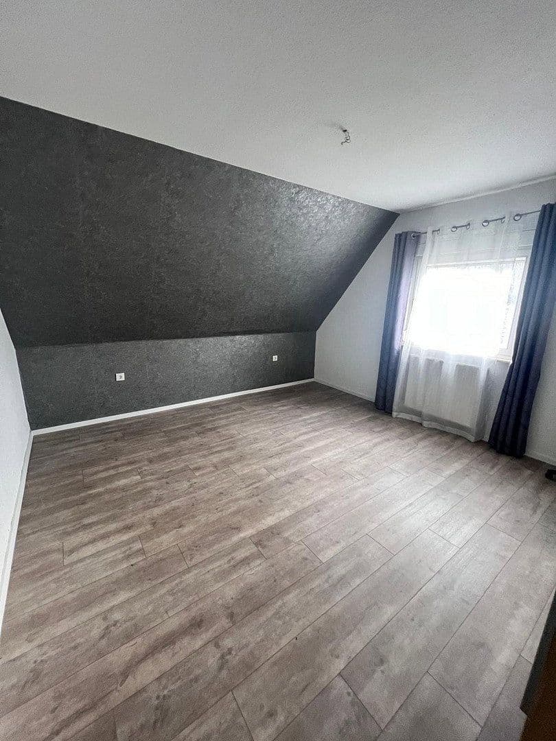 house for sale, 184 m², Hachenburger Straße 4, Müschenbach, Rhineland-Palatinate house for sale, 184 m², Hachenburger Straße 4, Müschenbach, Rhineland-Palatinate