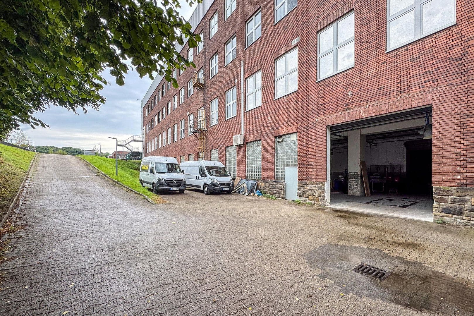 non-residential property to rent, 130 m², Stockumer Straße 28, Witten, North Rhine-Westphalia non-residential property to rent, 130 m², Stockumer Straße 28, Witten, North Rhine-Westphalia