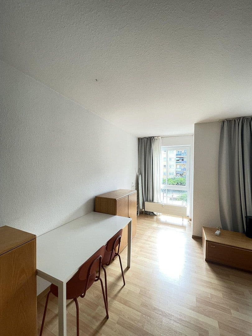 Studio flat to rent, 33 m², Sonnenstrasse 9, Fürth, Bavaria Studio flat to rent, 33 m², Sonnenstrasse 9, Fürth, Bavaria