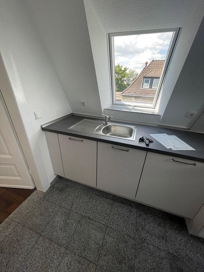 2 bedroom flat to rent, 43 m², Bergische Landstraße 2, Essen, North Rhine-Westphalia 2 bedroom flat to rent, 43 m², Bergische Landstraße 2, Essen, North Rhine-Westphalia