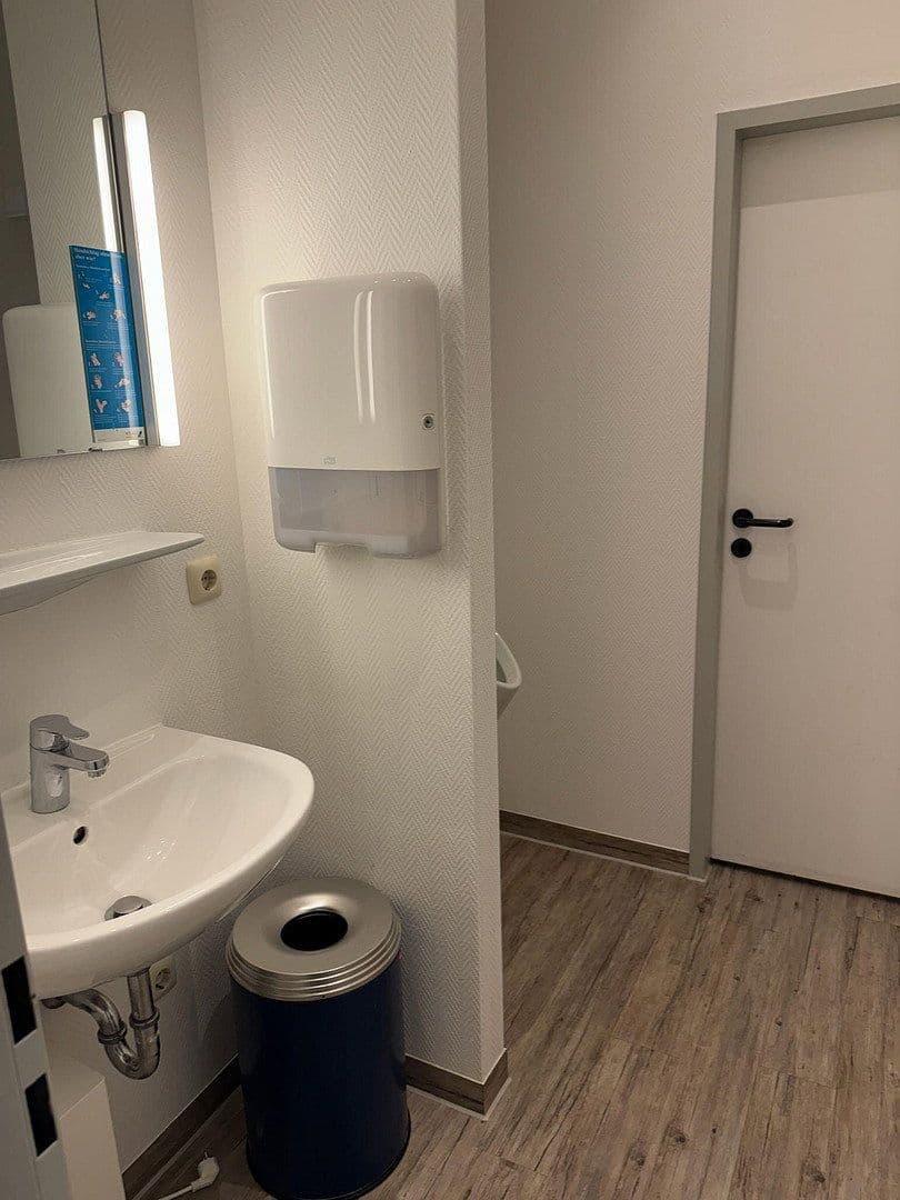 office to rent, 500 m², Hanover, Lower Saxony office to rent, 500 m², Hanover, Lower Saxony