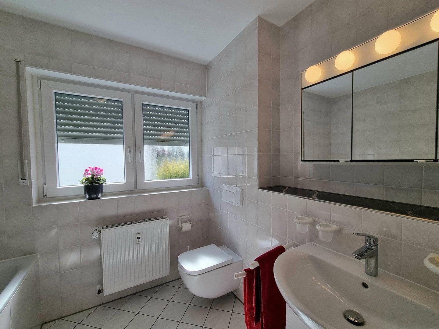 2 bedroom with open-plan kitchen flat to rent, 119 m², Bochum, North Rhine-Westphalia 2 bedroom with open-plan kitchen flat to rent, 119 m², Bochum, North Rhine-Westphalia