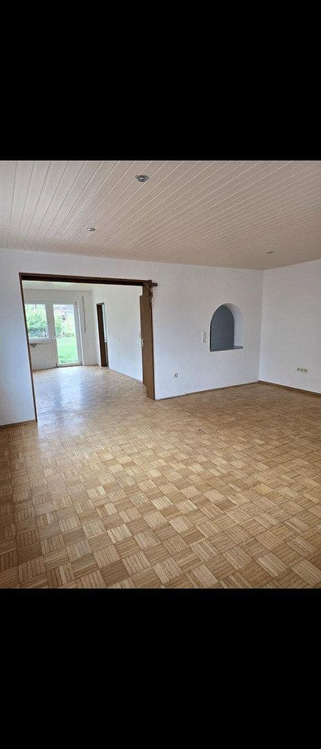 5 bedroom flat to rent, 120 m², Waldbüttelbrunn, Bavaria 5 bedroom flat to rent, 120 m², Waldbüttelbrunn, Bavaria