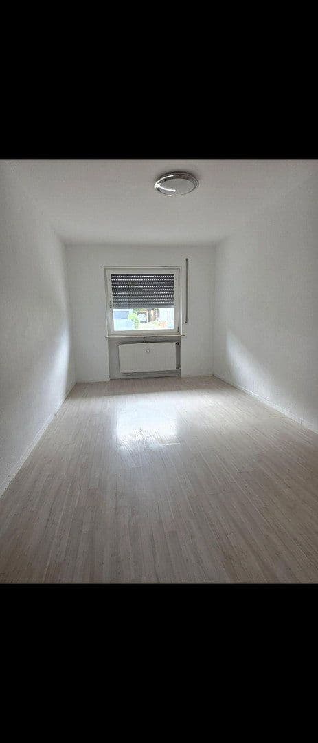 5 bedroom flat to rent, 120 m², Waldbüttelbrunn, Bavaria 5 bedroom flat to rent, 120 m², Waldbüttelbrunn, Bavaria