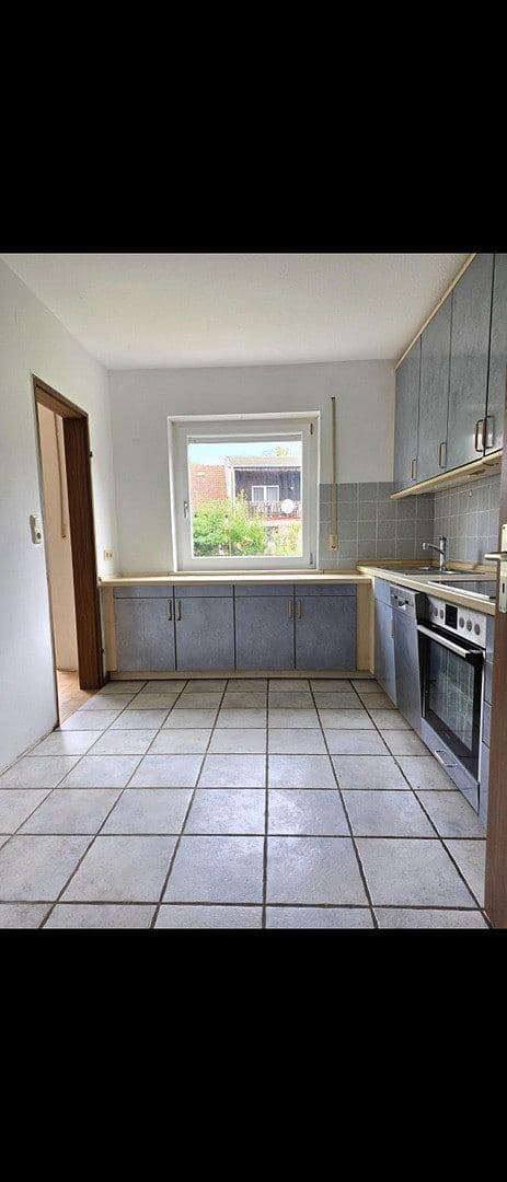 5 bedroom flat to rent, 120 m², Waldbüttelbrunn, Bavaria 5 bedroom flat to rent, 120 m², Waldbüttelbrunn, Bavaria