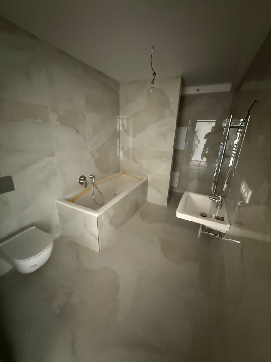 1 bedroom with open-plan kitchen flat to rent, 85 m², Chodská, Prague, Prague 1 bedroom with open-plan kitchen flat to rent, 85 m², Chodská, Prague, Prague