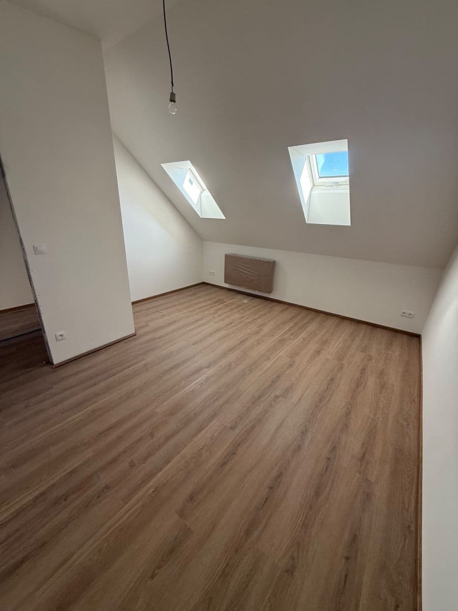 1 bedroom with open-plan kitchen flat to rent, 85 m², Chodská, Prague, Prague 1 bedroom with open-plan kitchen flat to rent, 85 m², Chodská, Prague, Prague