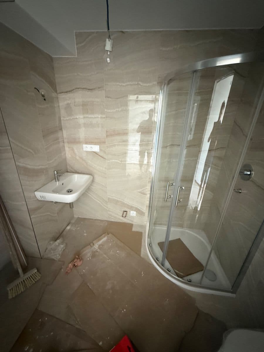1 bedroom with open-plan kitchen flat to rent, 85 m², Chodská, Prague, Prague 1 bedroom with open-plan kitchen flat to rent, 85 m², Chodská, Prague, Prague