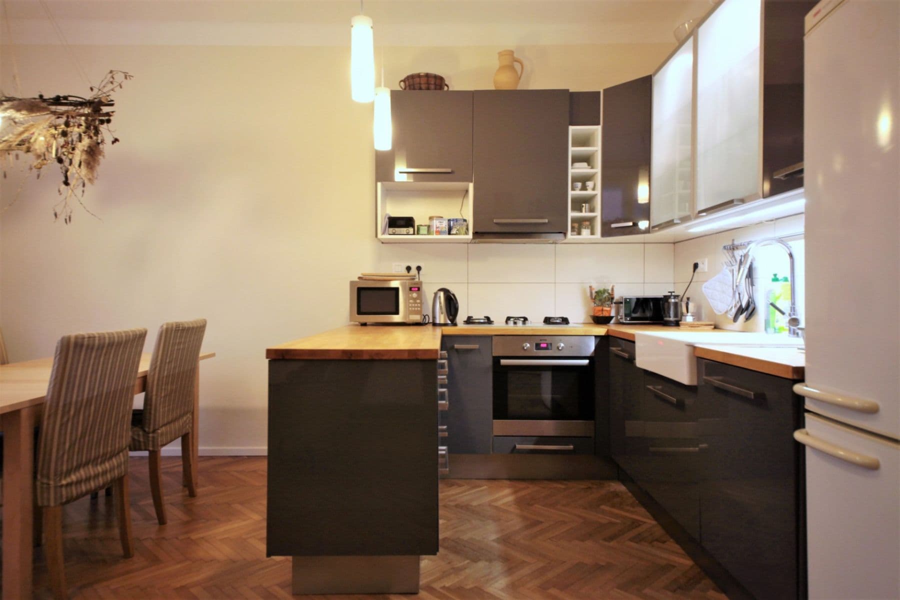 1 bedroom with open-plan kitchen flat to rent, 65 m², Křížkovského, Prague, Prague 1 bedroom with open-plan kitchen flat to rent, 65 m², Křížkovského, Prague, Prague