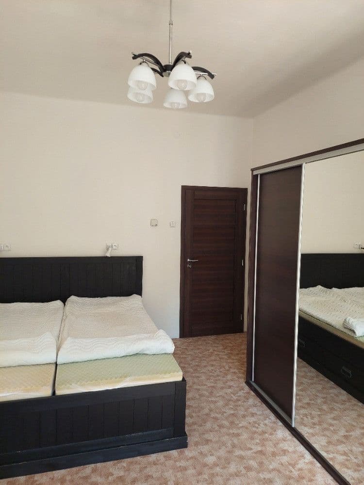 1 bedroom with open-plan kitchen flat to rent, 44 m², Holandská, Prague, Prague 1 bedroom with open-plan kitchen flat to rent, 44 m², Holandská, Prague, Prague