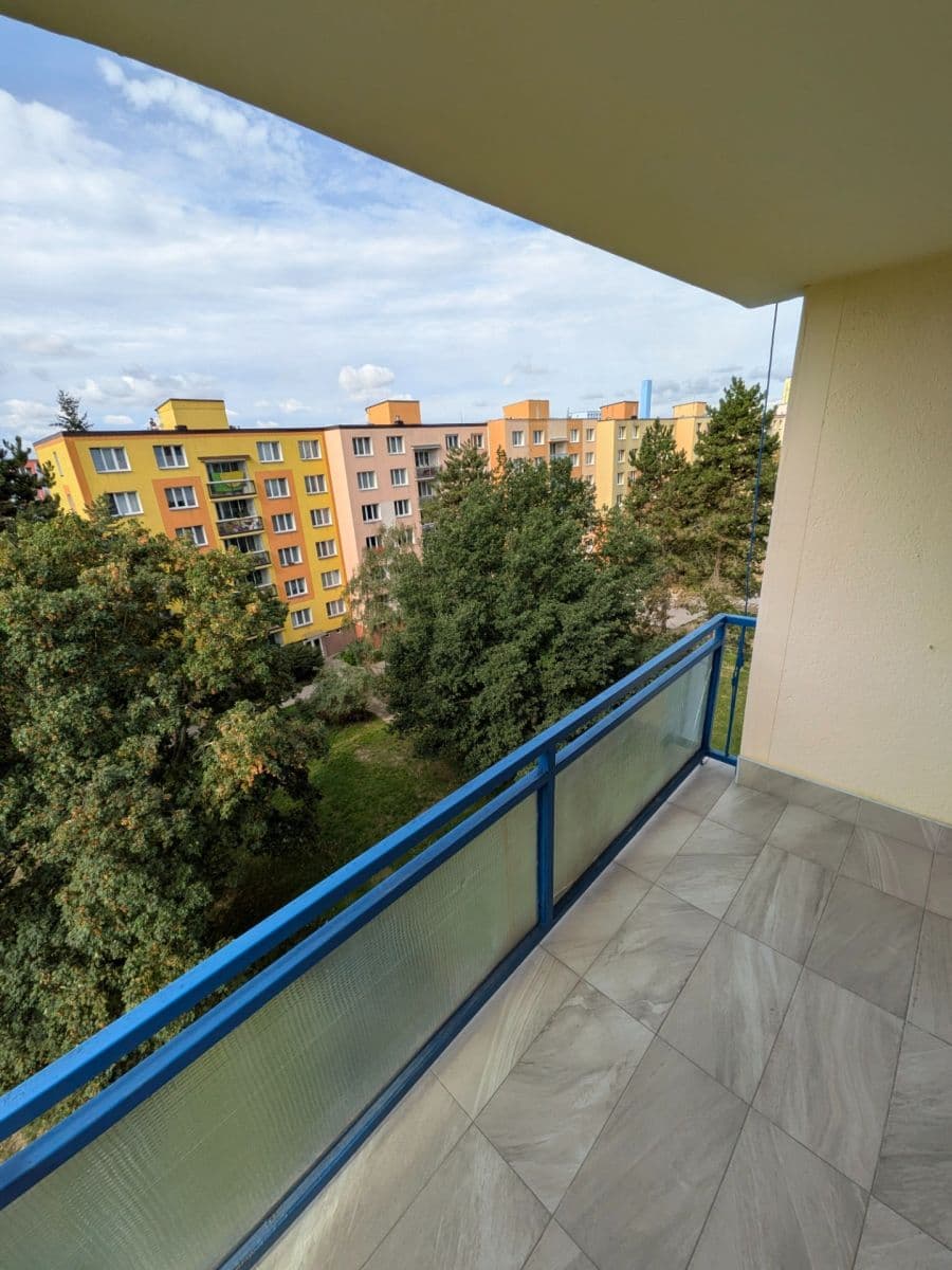 3 bedroom flat to rent, 66 m², Snopkova, Prague, Prague 3 bedroom flat to rent, 66 m², Snopkova, Prague, Prague