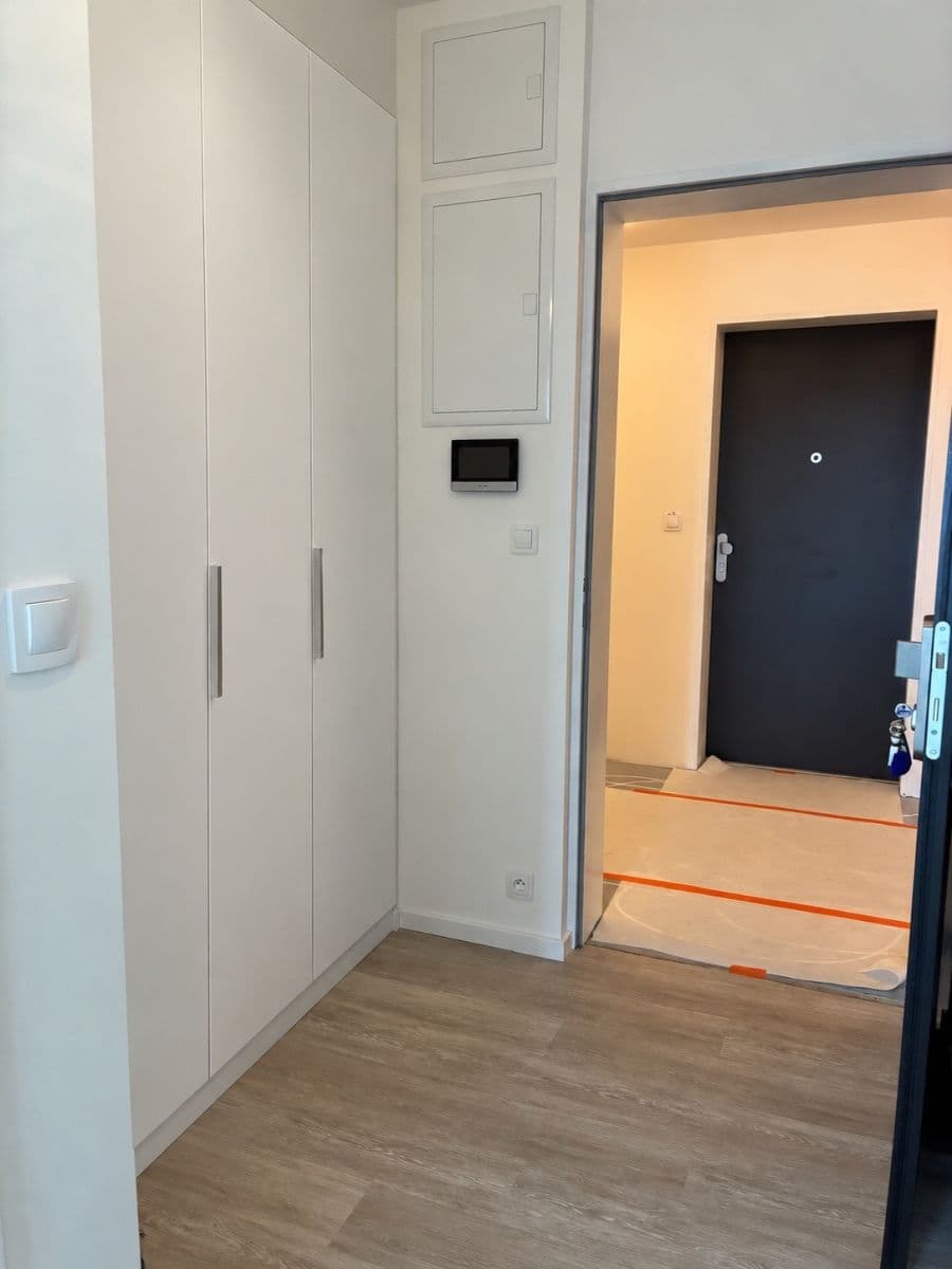 Studio flat to rent, 27 m², Mladoboleslavská, Prague, Prague Studio flat to rent, 27 m², Mladoboleslavská, Prague, Prague