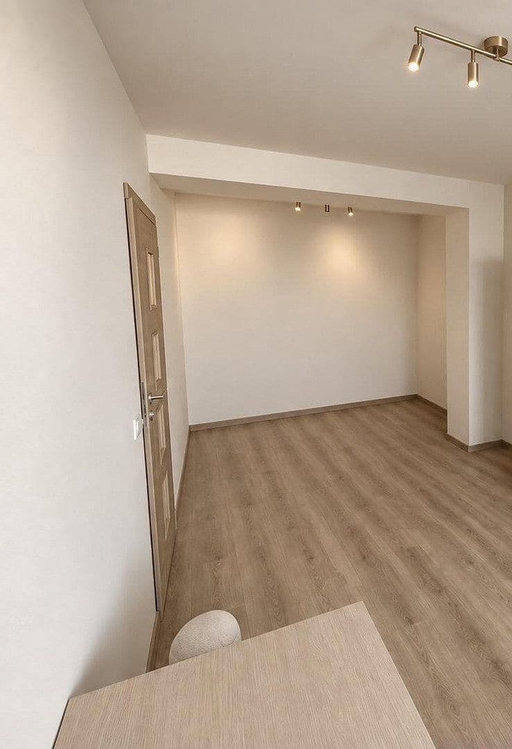 house for sale, 1,891 m², München, Bavaria house for sale, 1,891 m², München, Bavaria