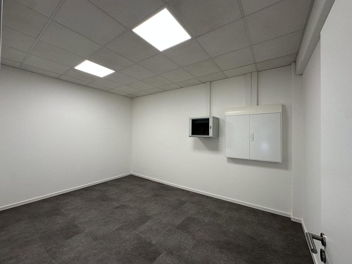 office to rent, 253 m², Karl-Schurz-Straße, Paderborn, North Rhine-Westphalia office to rent, 253 m², Karl-Schurz-Straße, Paderborn, North Rhine-Westphalia