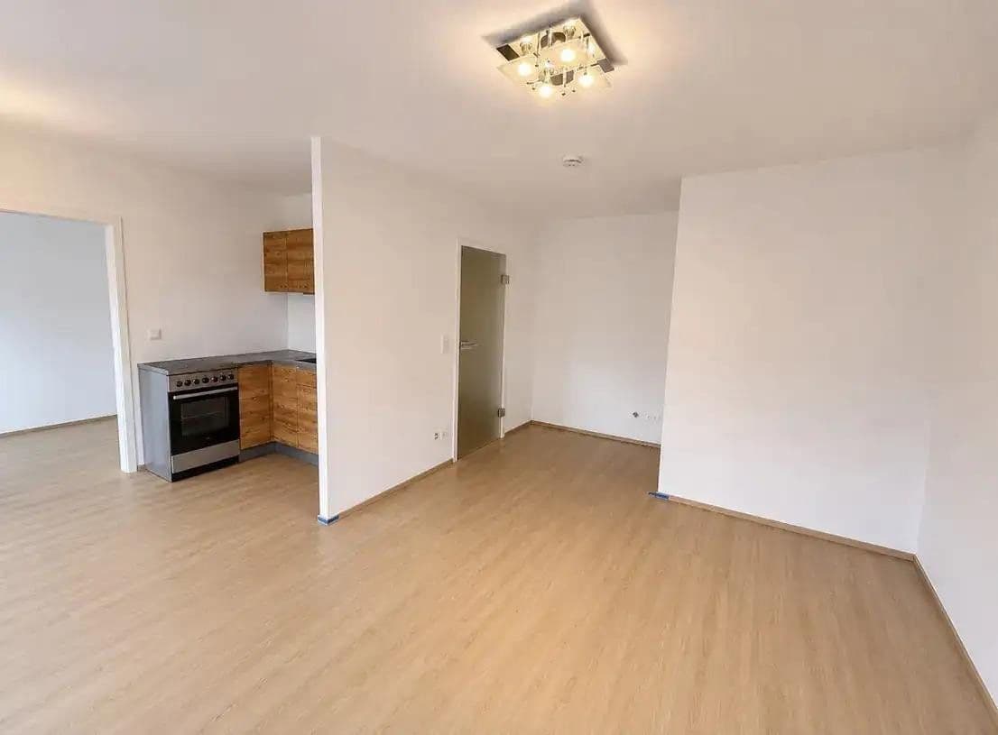 Studio flat to rent, 38 m², Schiersteiner Straße, Wiesbaden, Hesse Studio flat to rent, 38 m², Schiersteiner Straße, Wiesbaden, Hesse