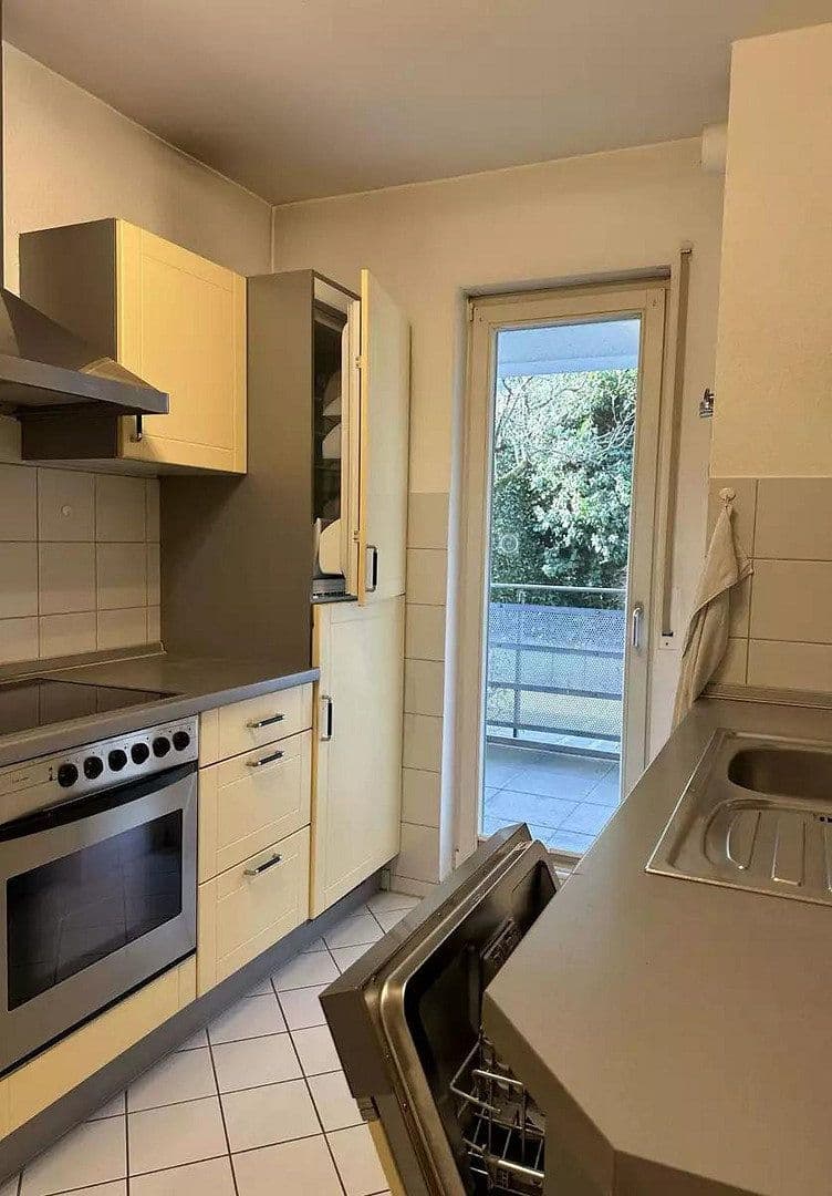 2 bedroom flat to rent, 71 m², Dorothenstrasse, Bad Homburg vor der Höhe, Hesse 2 bedroom flat to rent, 71 m², Dorothenstrasse, Bad Homburg vor der Höhe, Hesse