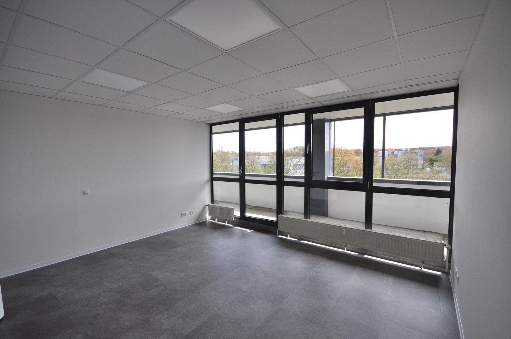 office to rent, 300 m², Karl-Schurz-Straße, Paderborn, North Rhine-Westphalia office to rent, 300 m², Karl-Schurz-Straße, Paderborn, North Rhine-Westphalia