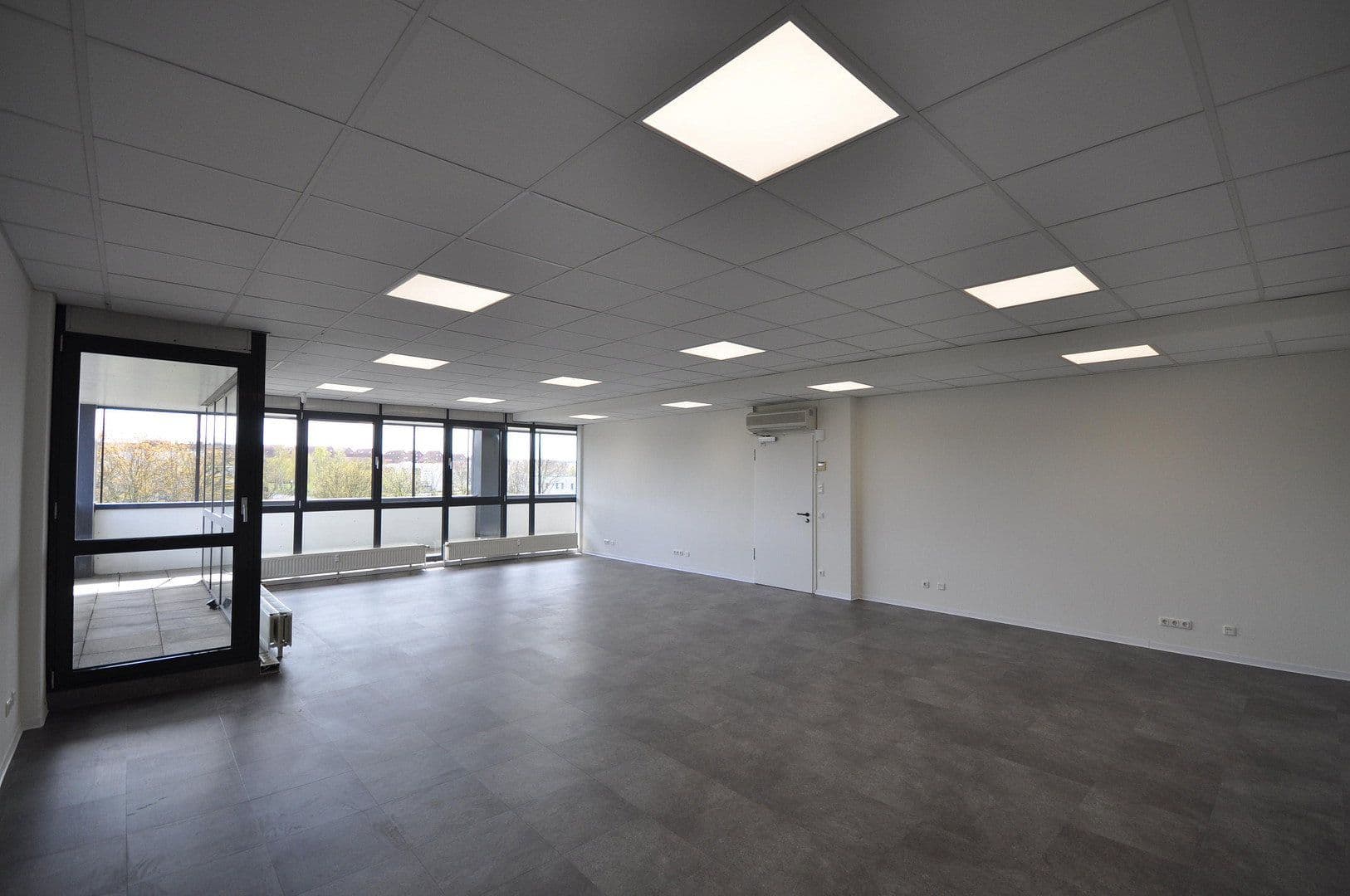 office to rent, 300 m², Karl-Schurz-Straße, Paderborn, North Rhine-Westphalia office to rent, 300 m², Karl-Schurz-Straße, Paderborn, North Rhine-Westphalia