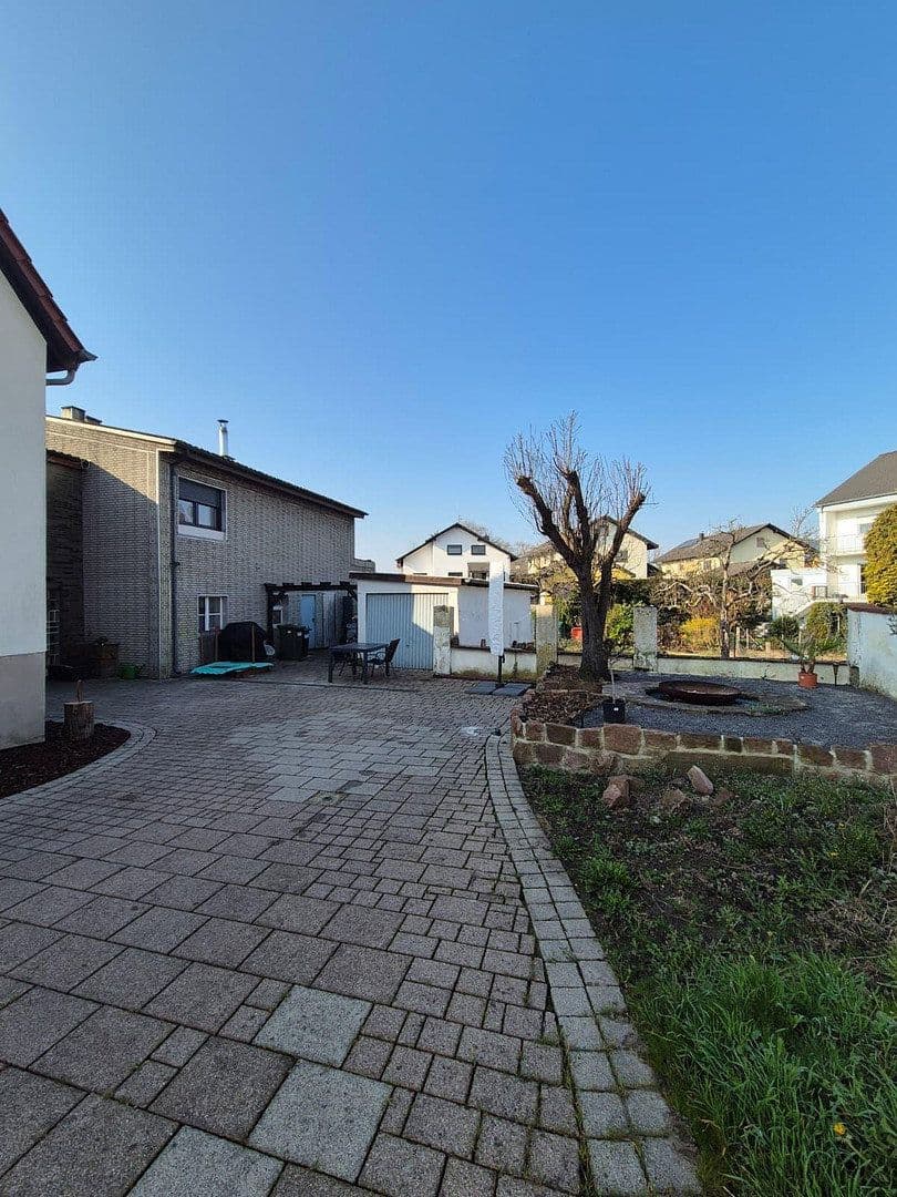 house for sale, 143 m², Linkenheim-Hochstetten, Baden-Württemberg house for sale, 143 m², Linkenheim-Hochstetten, Baden-Württemberg