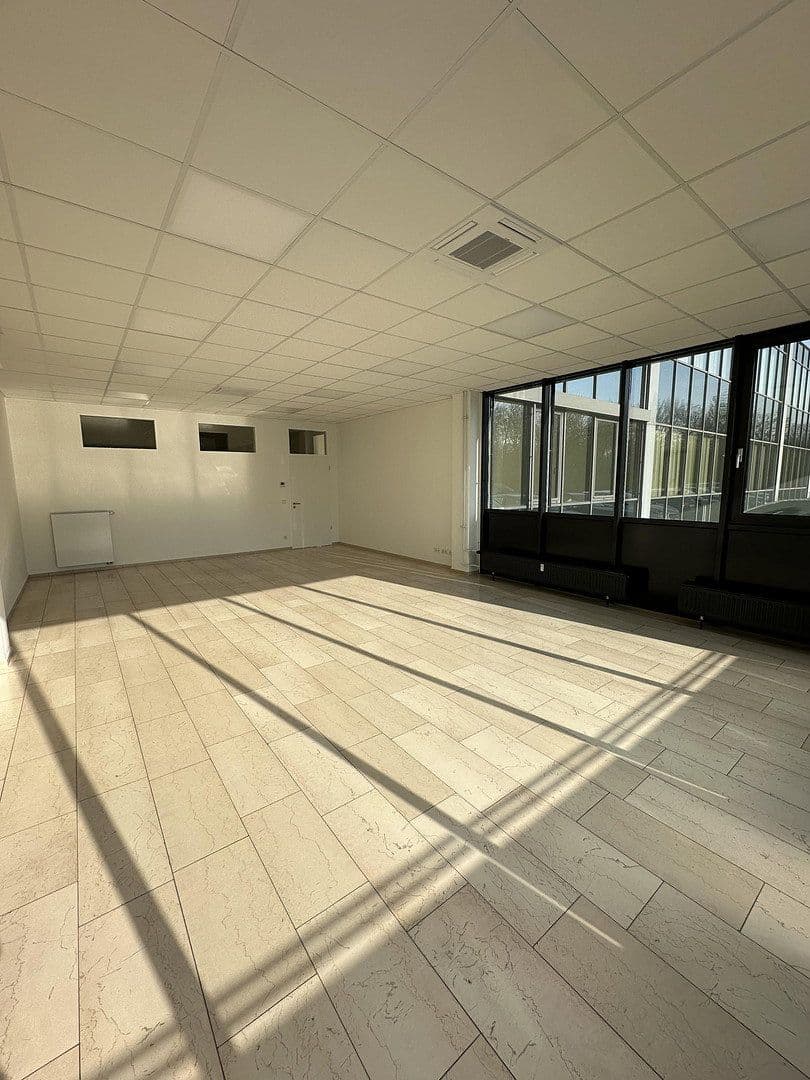office to rent, 162 m², Karl-Schurz-Straße, Paderborn, North Rhine-Westphalia office to rent, 162 m², Karl-Schurz-Straße, Paderborn, North Rhine-Westphalia