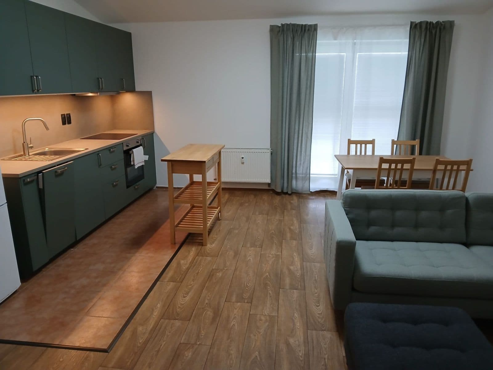 1 bedroom with open-plan kitchen flat to rent, 50 m², Riegrova, Černošice, Středočeský Region 1 bedroom with open-plan kitchen flat to rent, 50 m², Riegrova, Černošice, Středočeský Region