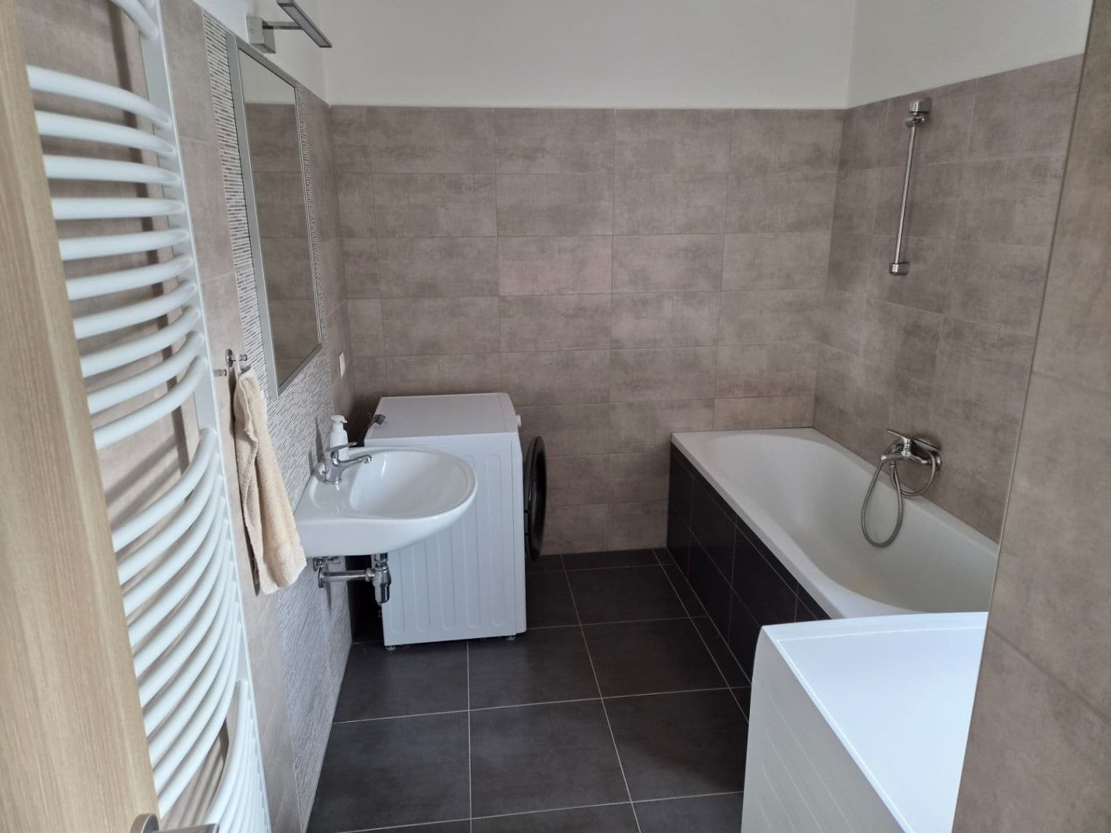 2 bedroom with open-plan kitchen flat to rent, 84 m², U Václava, Plasy, Plzeňský Region 2 bedroom with open-plan kitchen flat to rent, 84 m², U Václava, Plasy, Plzeňský Region