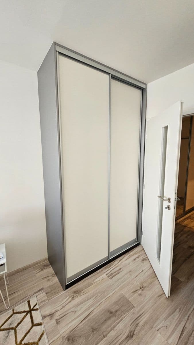 1 bedroom with open-plan kitchen flat to rent, 54 m², Milánská, Prague, Prague 1 bedroom with open-plan kitchen flat to rent, 54 m², Milánská, Prague, Prague