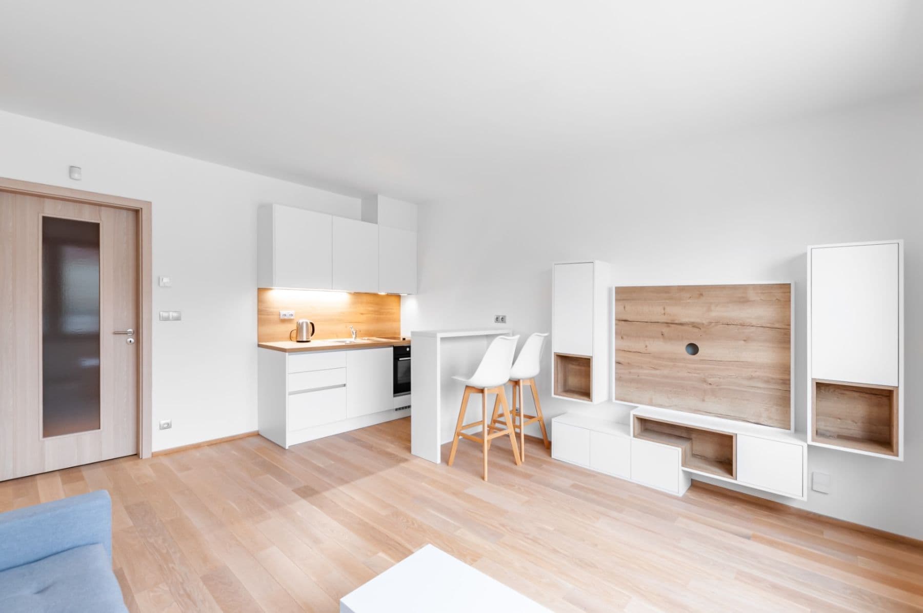 Studio flat to rent, 34 m², Bassova, Prague, Prague Studio flat to rent, 34 m², Bassova, Prague, Prague