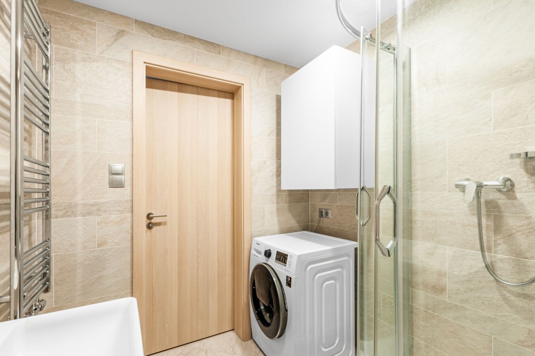 Studio flat to rent, 34 m², Bassova, Prague, Prague Studio flat to rent, 34 m², Bassova, Prague, Prague