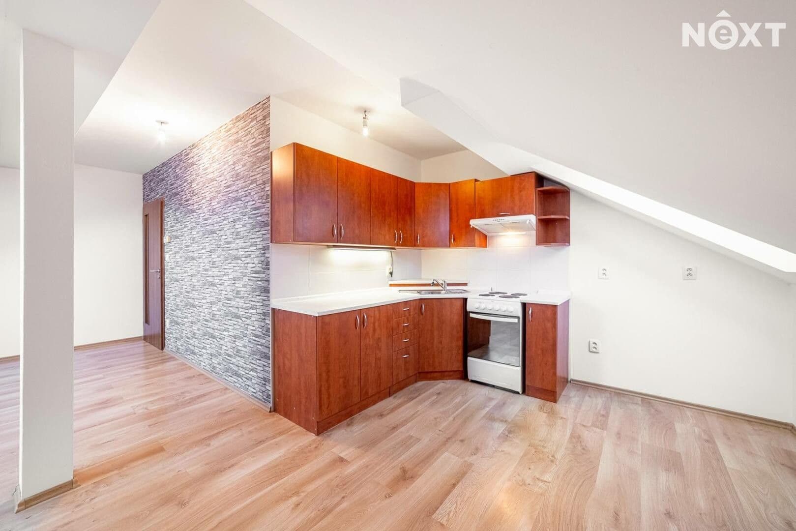 1 bedroom with open-plan kitchen flat to rent, 59 m², Jablonského, Plzeň, Plzeňský Region 1 bedroom with open-plan kitchen flat to rent, 59 m², Jablonského, Plzeň, Plzeňský Region