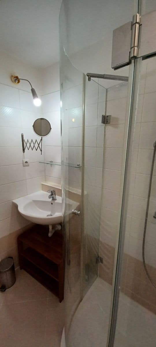 2 bedroom flat for sale, 60 m², 28. pluku, Prague, Prague 2 bedroom flat for sale, 60 m², 28. pluku, Prague, Prague