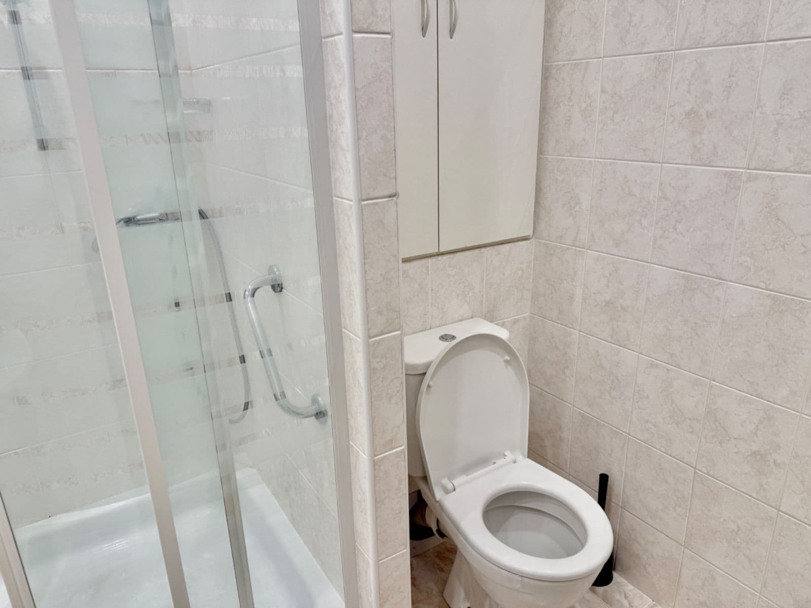 1 bedroom with open-plan kitchen flat to rent, 40 m², Mirovická, Prague, Prague 1 bedroom with open-plan kitchen flat to rent, 40 m², Mirovická, Prague, Prague