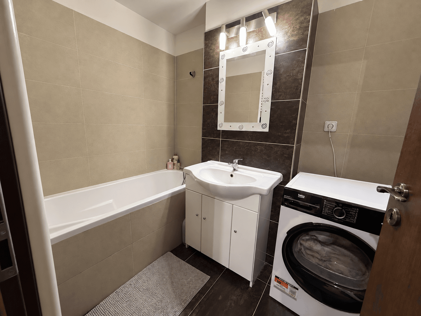 2 bedroom with open-plan kitchen flat to rent, 65 m², Ořešín, Buštěhrad, Středočeský Region 2 bedroom with open-plan kitchen flat to rent, 65 m², Ořešín, Buštěhrad, Středočeský Region
