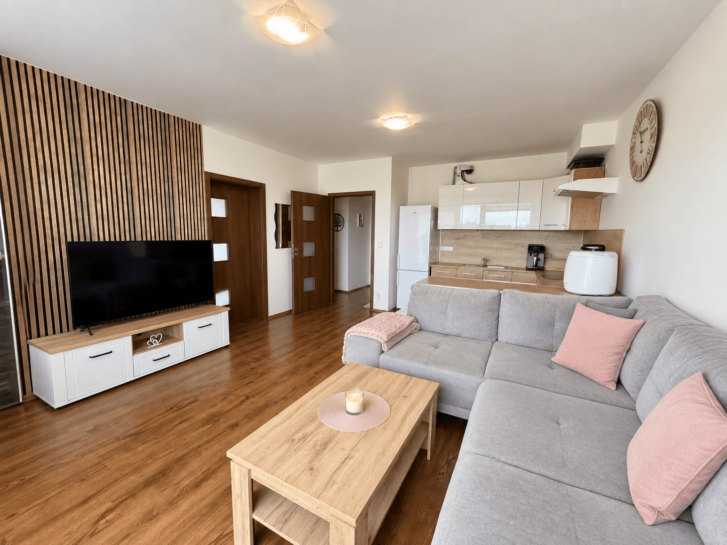 2 bedroom with open-plan kitchen flat to rent, 65 m², Ořešín, Buštěhrad, Středočeský Region 2 bedroom with open-plan kitchen flat to rent, 65 m², Ořešín, Buštěhrad, Středočeský Region