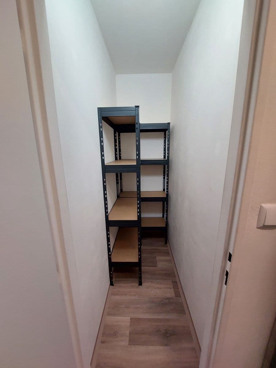 2 bedroom with open-plan kitchen flat to rent, 67 m², Křejpského, Prague, Prague 2 bedroom with open-plan kitchen flat to rent, 67 m², Křejpského, Prague, Prague