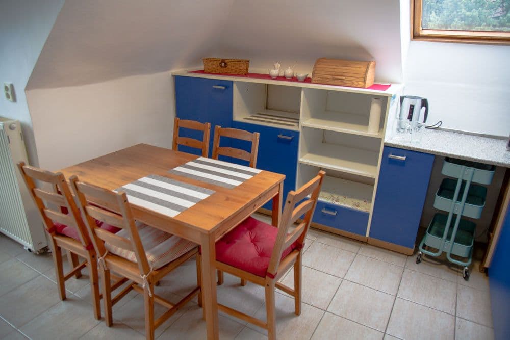 2 bedroom with open-plan kitchen flat to rent, 70 m², Nad Tratí, Prague, Prague 2 bedroom with open-plan kitchen flat to rent, 70 m², Nad Tratí, Prague, Prague