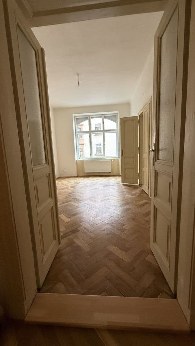 2 bedroom flat to rent, 70 m², Dukelských hrdinů, Prague, Prague 2 bedroom flat to rent, 70 m², Dukelských hrdinů, Prague, Prague