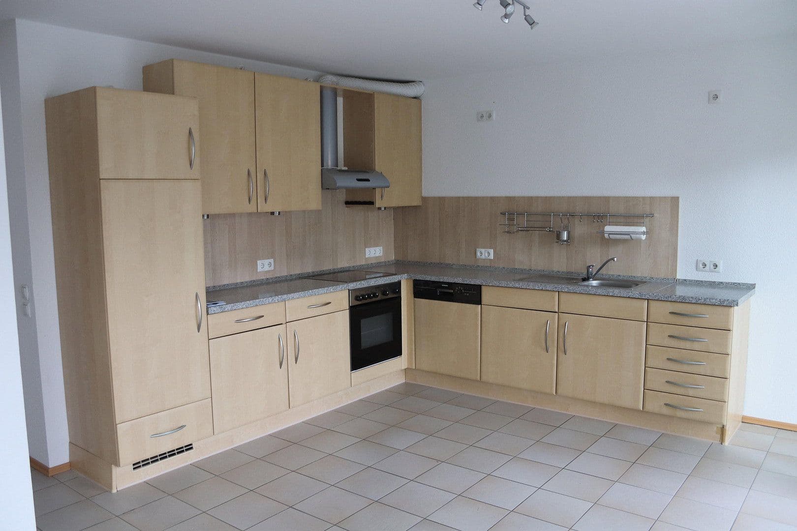 3 bedroom flat for sale, 95 m², Medemstraße, Otterndorf, Lower Saxony 3 bedroom flat for sale, 95 m², Medemstraße, Otterndorf, Lower Saxony