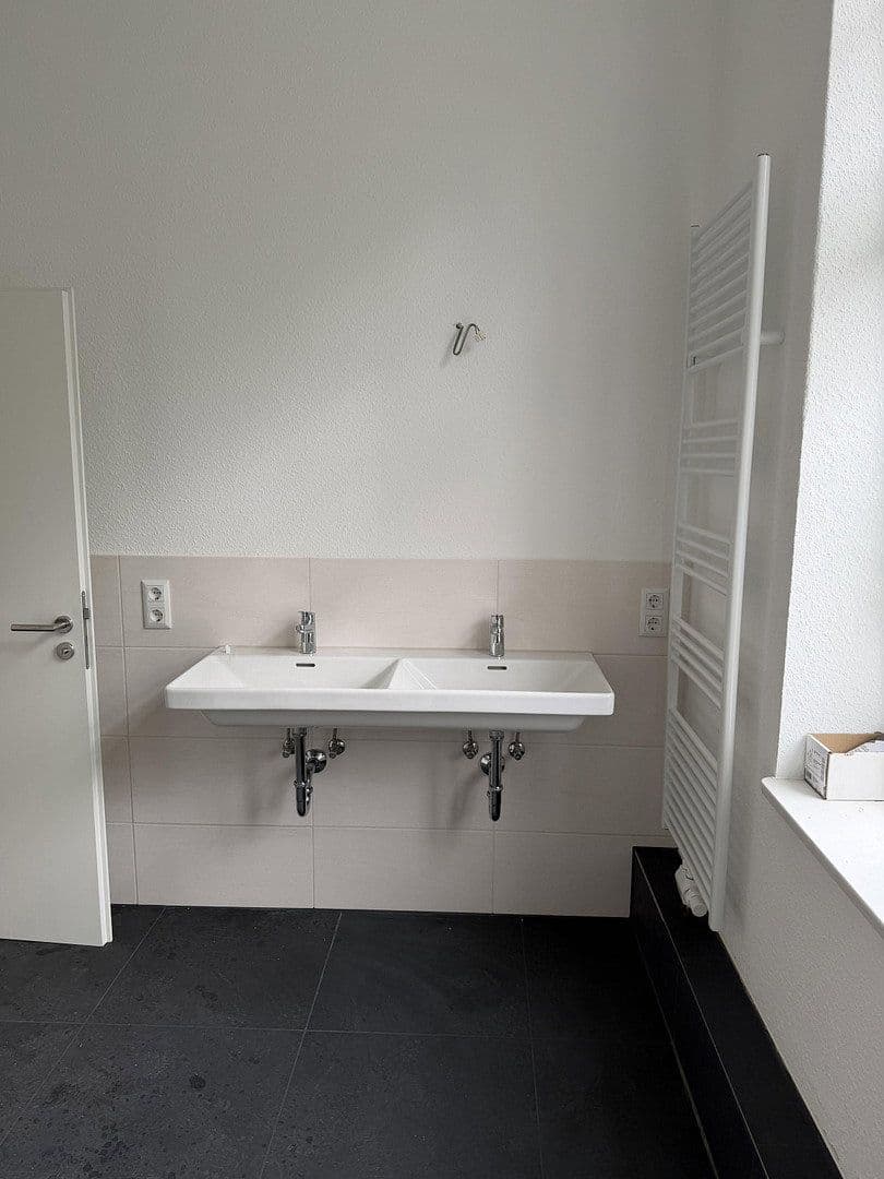 office to rent, 122 m², Wilhelmstraße 4, Dallgow-Döberitz, Brandenburg office to rent, 122 m², Wilhelmstraße 4, Dallgow-Döberitz, Brandenburg