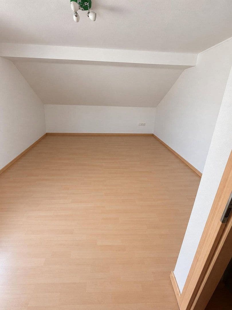 2 bedroom with open-plan kitchen flat to rent, 90 m², Kasseler Straße 9, Reiskirchen, Hesse 2 bedroom with open-plan kitchen flat to rent, 90 m², Kasseler Straße 9, Reiskirchen, Hesse